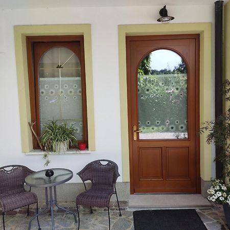 Tourist Farm Pri Andrejevih Villa Narin Exterior photo